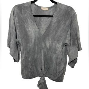 ee:some grey front knot blouse size M